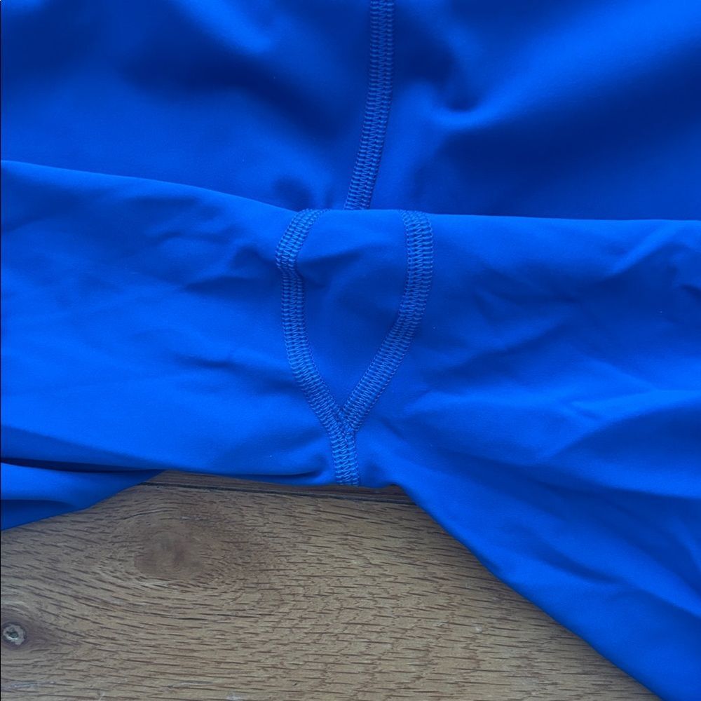 Lululemon Blue Base Pace HR Tight Cropped Crop Length 23” Women's Size 14 Royal - Picture 8 of 11